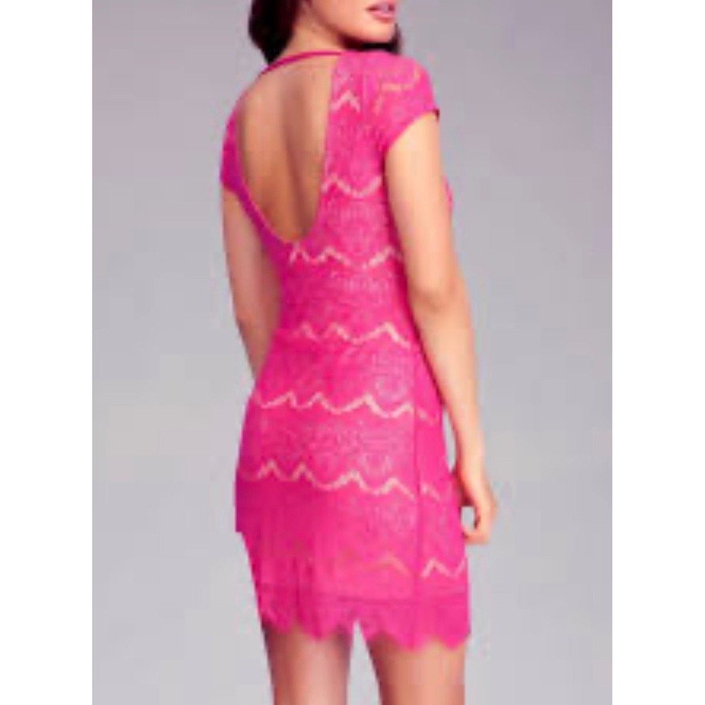 Bebe Pink Lace Bodycon Dress Mini M y2k dainty party formal romantic coquette